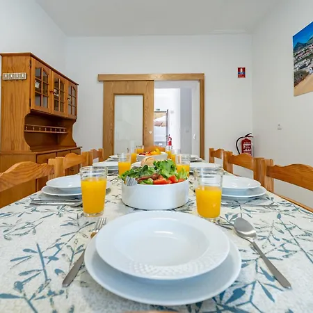 Casa Turalves - By Wehostmadeira Porto Santo