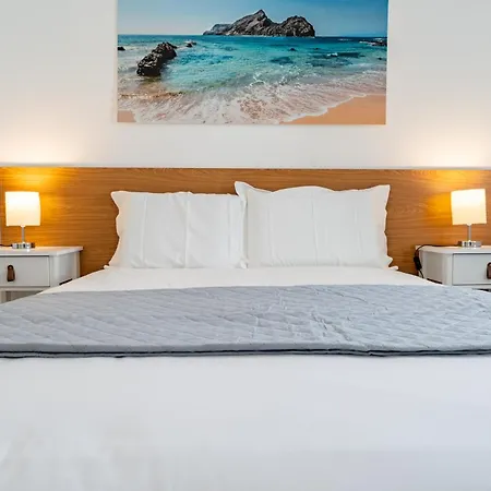 Casa Turalves - By Wehostmadeira Lantgård