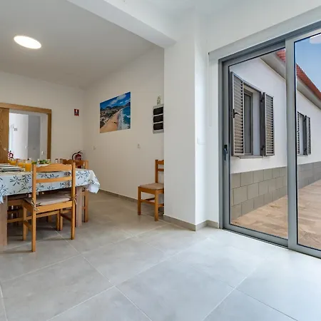 Lantgård Casa Turalves - By Wehostmadeira Porto Santo
